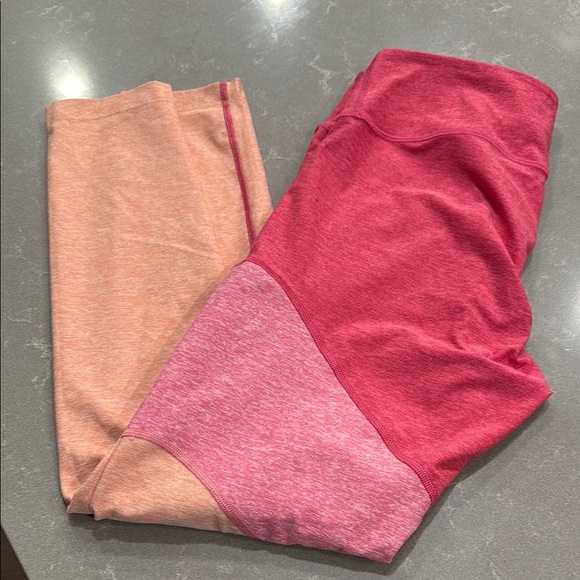 Outdoor Voices Pink and Peach Leggings - Picture 3 of 4